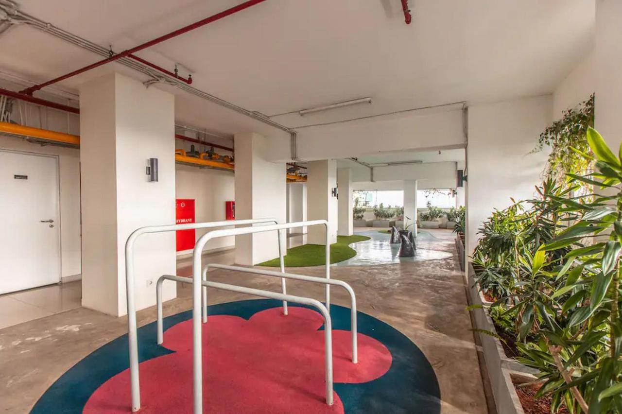 Redliving Apartemen Grand Kamala Lagoon - Kita Pro Tower Barclay North Бекаси Экстерьер фото