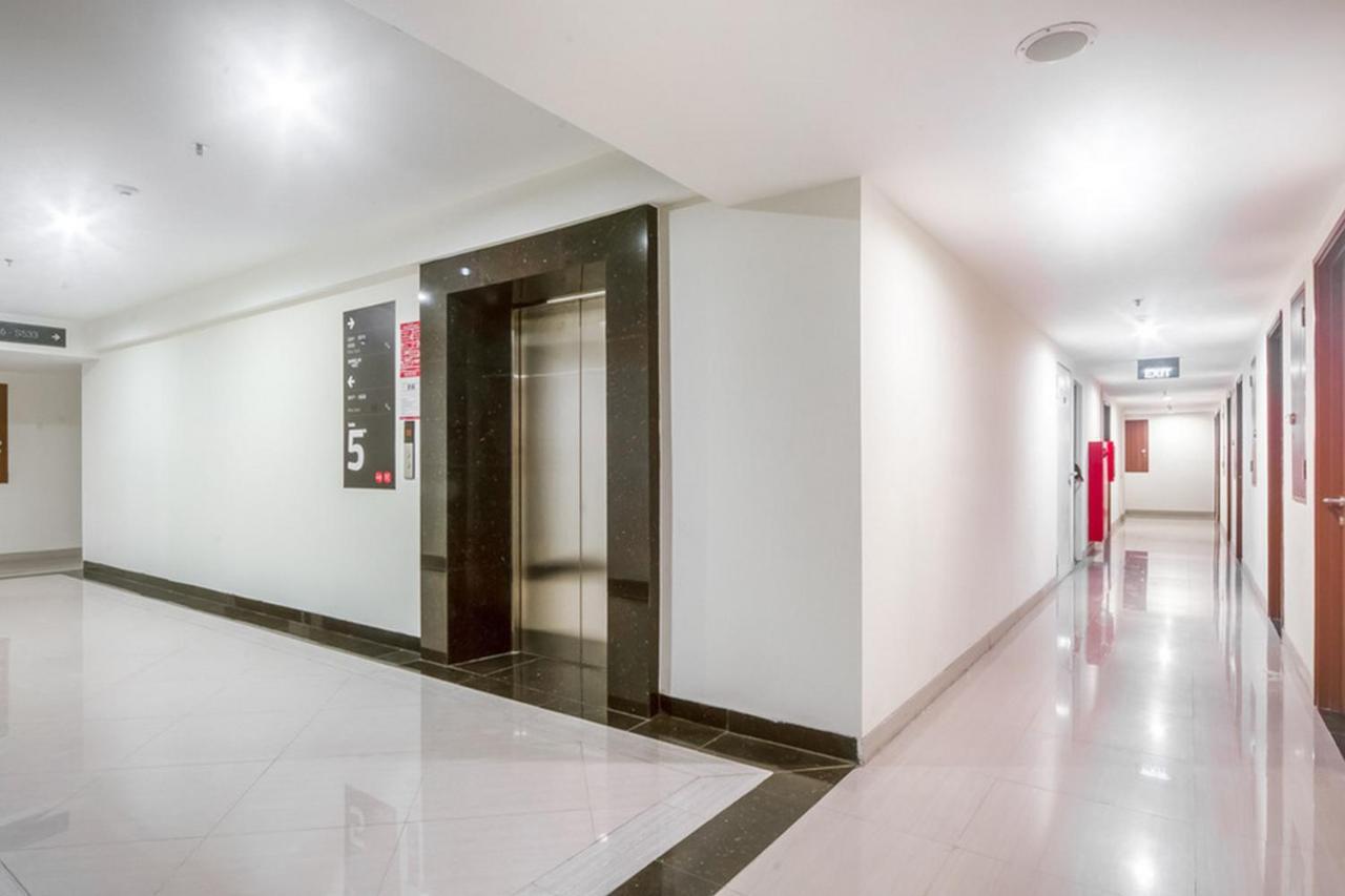 Redliving Apartemen Grand Kamala Lagoon - Kita Pro Tower Barclay North Бекаси Экстерьер фото